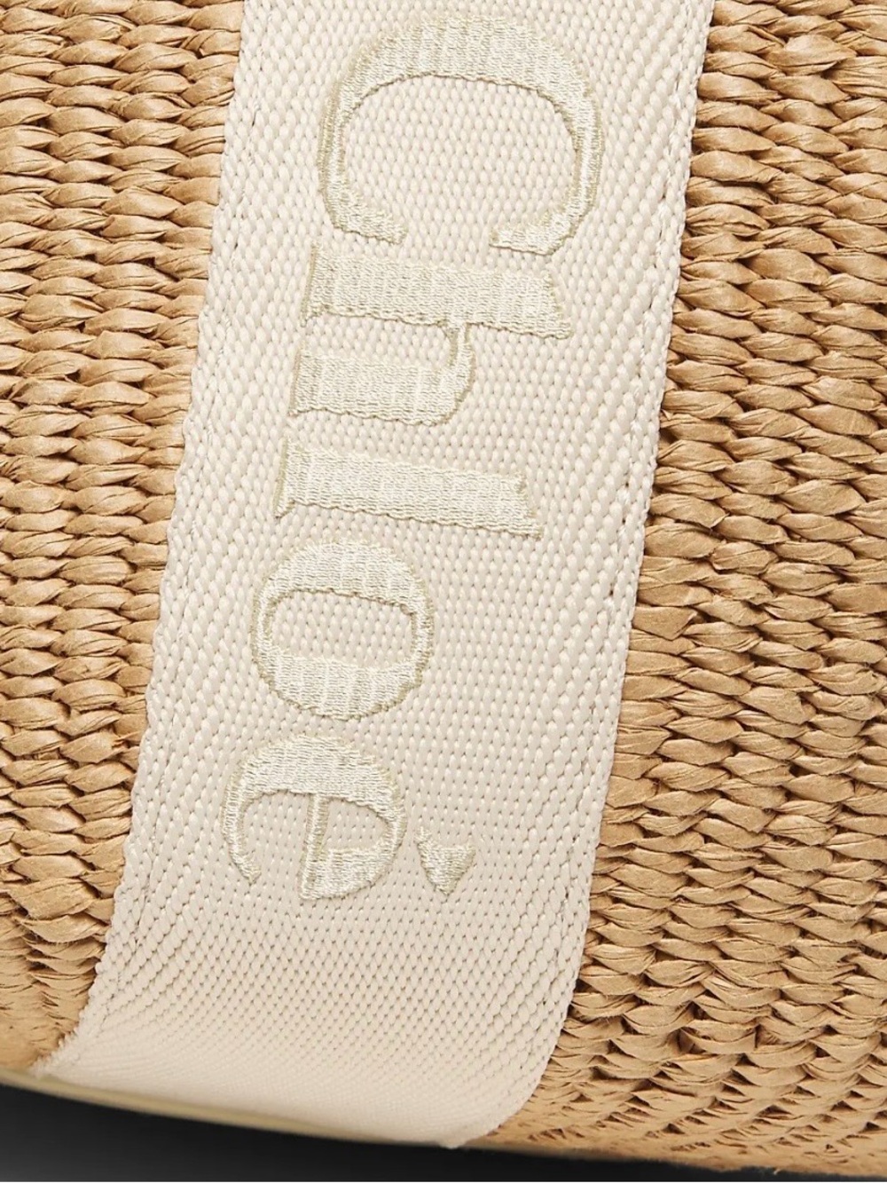 Chloé Natural Straw Tote with Cream Logo Straps - Picture 2 of 6